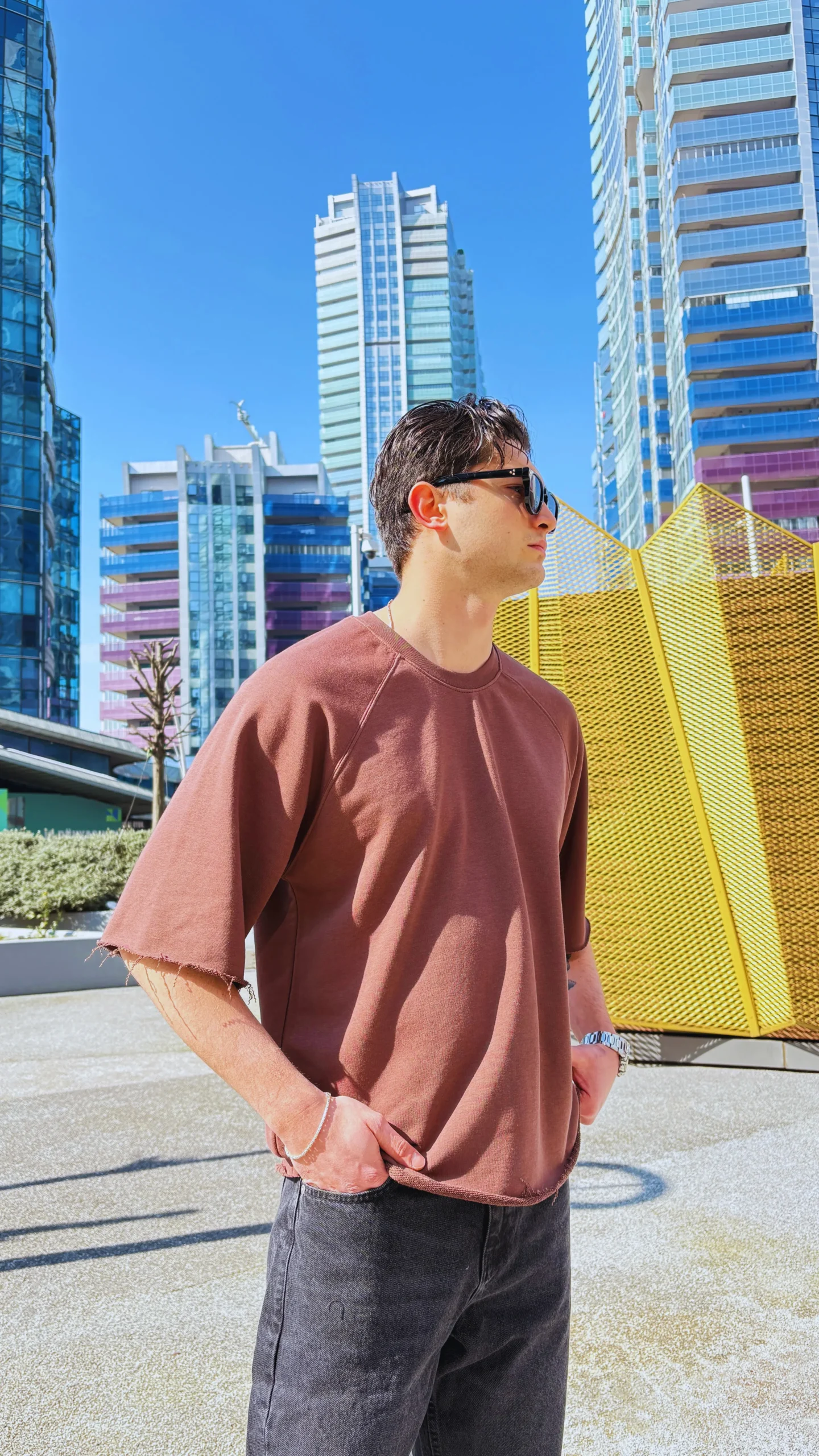 Kahverengi - Raw-Cut Oversize T-shirt - QA-014 - Görsel 3